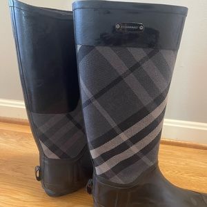 Burberry Rainboots